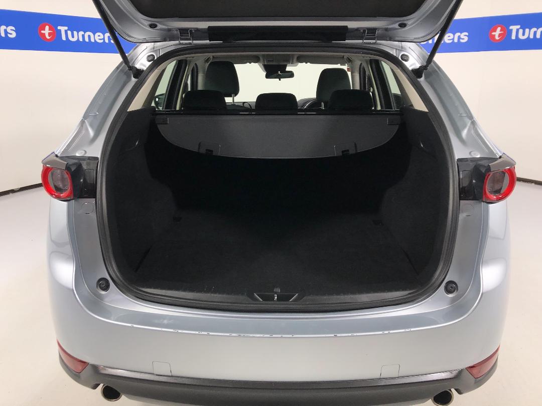 Photo '14' of Mazda CX-5