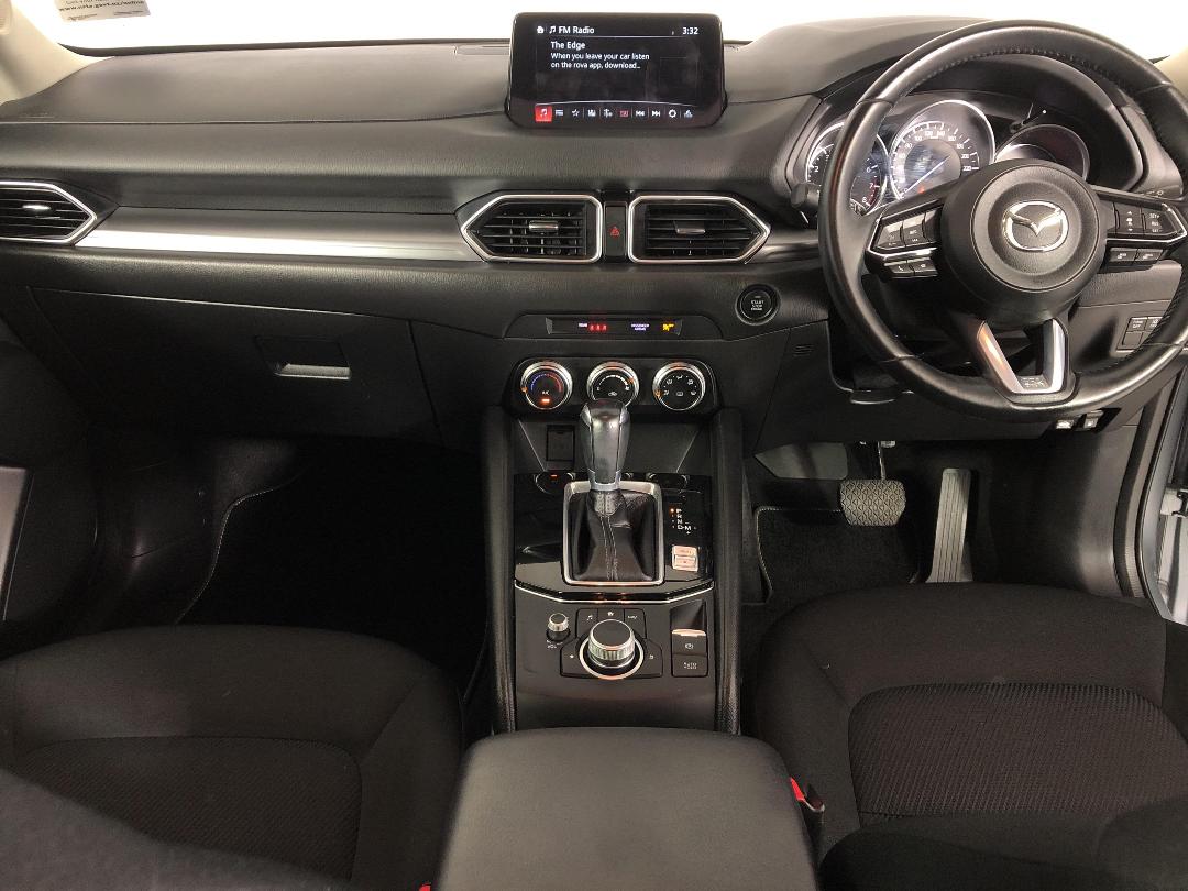 Photo '17' of Mazda CX-5