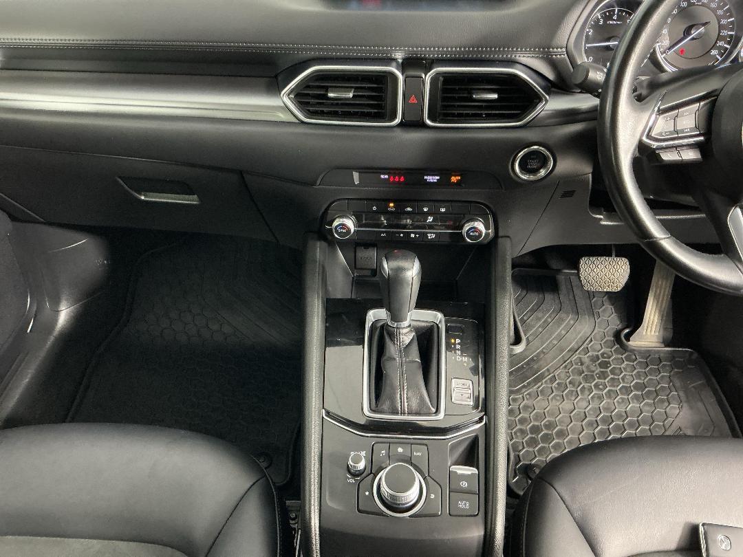 Photo '18' of Mazda CX-5