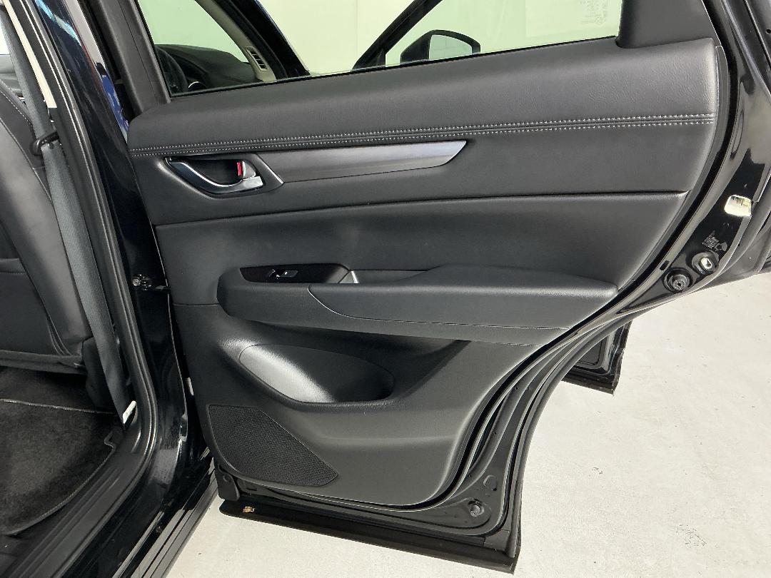 Photo '19' of Mazda CX-5