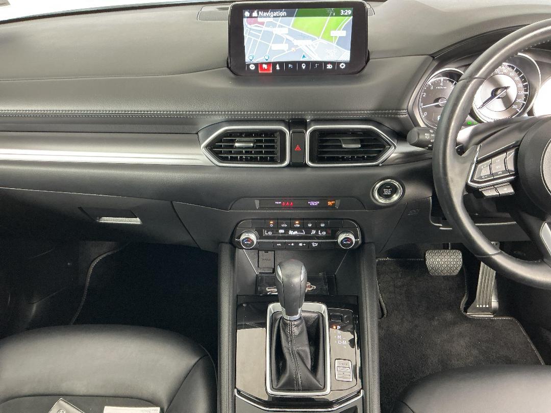 Photo '18' of Mazda CX-5