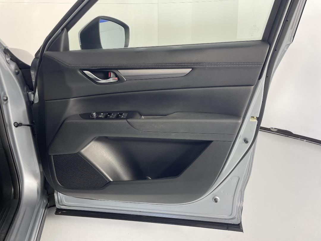 Photo '15' of Mazda CX-5 Photo '15' of Mazda CX-5