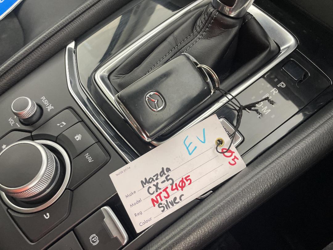 Photo '22' of Mazda CX-5 Photo '22' of Mazda CX-5