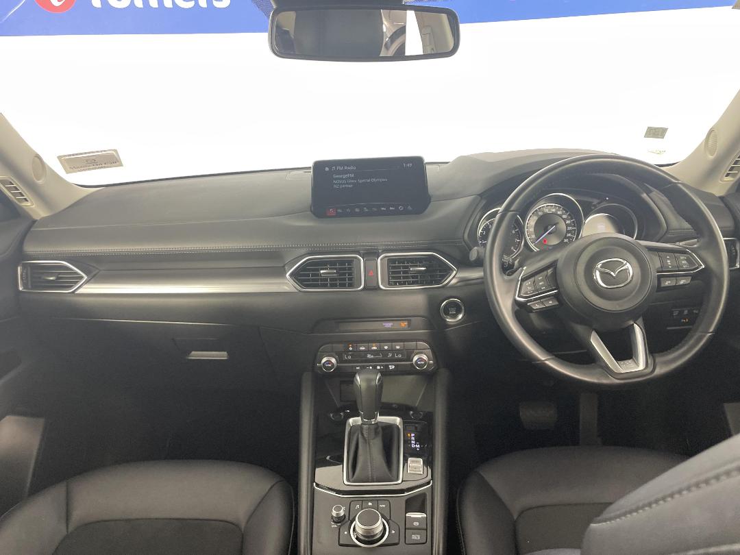 Photo '17' of Mazda CX-5 Photo '17' of Mazda CX-5