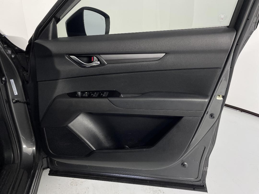 Photo '15' of Mazda CX-5 Photo '15' of Mazda CX-5