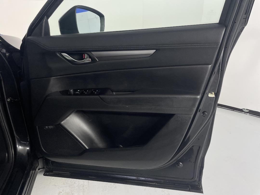 Photo '15' of Mazda CX-5 Photo '15' of Mazda CX-5