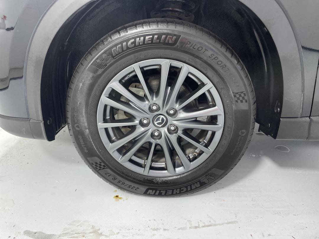 Photo '10' of Mazda CX-5 Photo '10' of Mazda CX-5