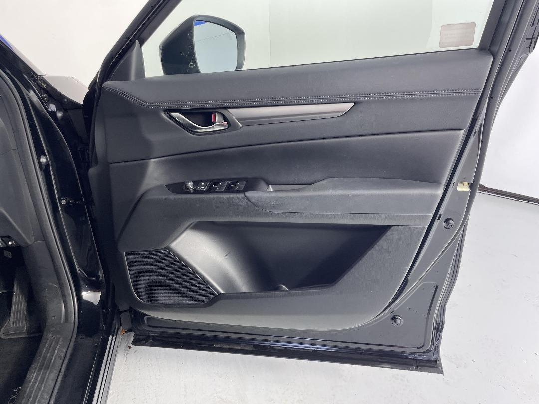 Photo '15' of Mazda CX-5 Photo '15' of Mazda CX-5