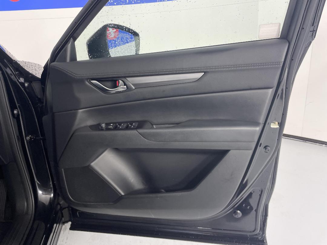 Photo '15' of Mazda CX-5