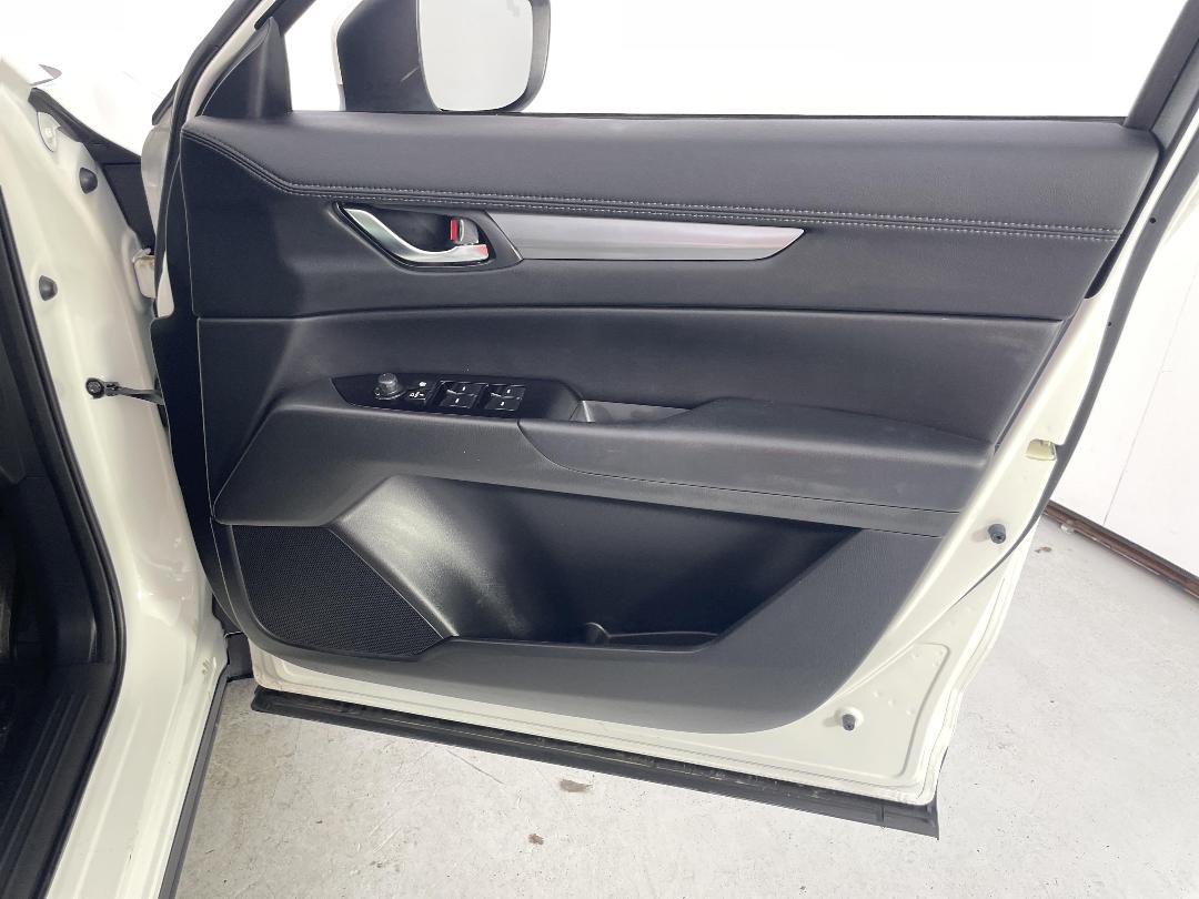 Photo '15' of Mazda CX-5