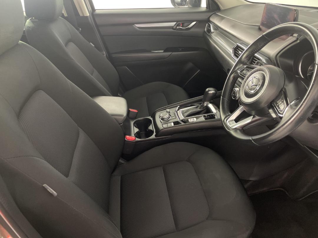 Photo '16' of Mazda CX-5 Photo '16' of Mazda CX-5