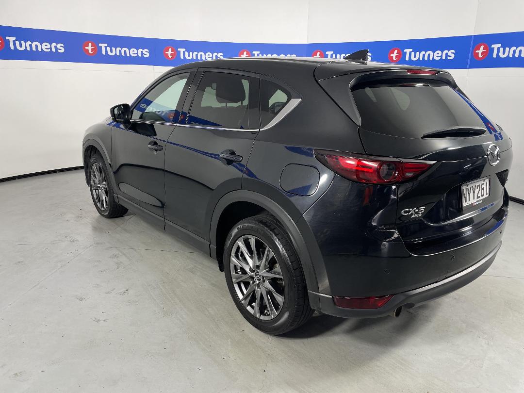 Photo '5' of Mazda CX-5