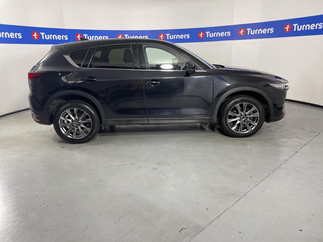 Photo '23' of Mazda CX-5