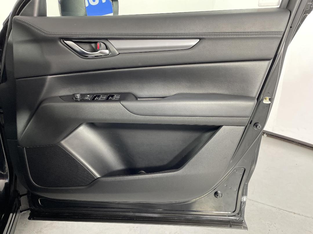 Photo '15' of Mazda CX-5