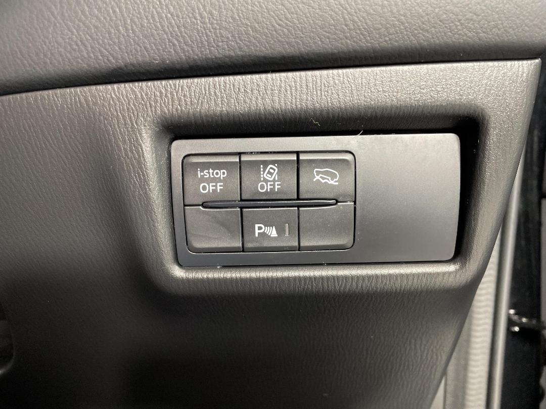 Photo '32' of Mazda CX-5