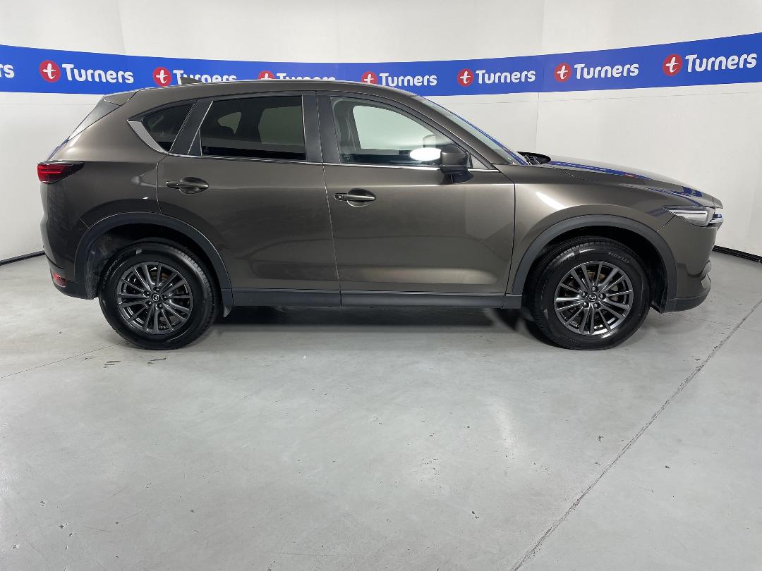 Photo '23' of Mazda CX-5