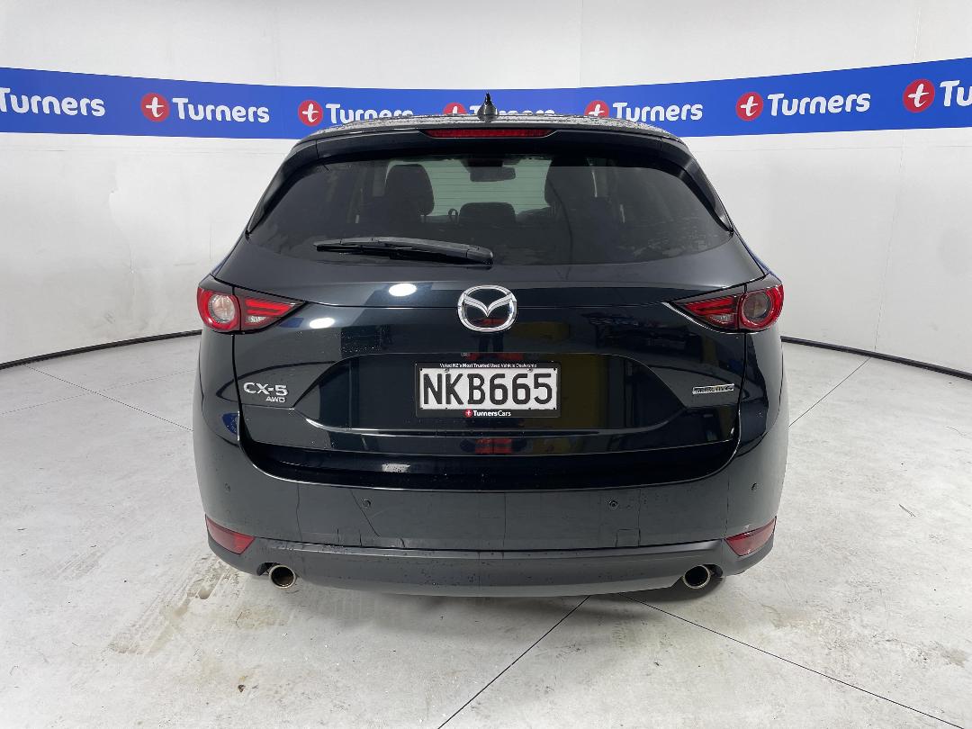 Photo '6' of Mazda CX-5