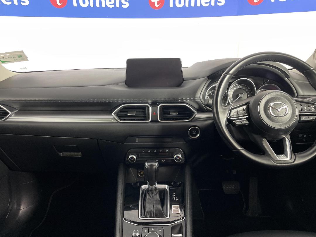 Photo '17' of Mazda CX-5