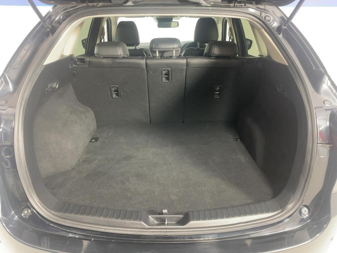 Photo '14' of Mazda CX-5