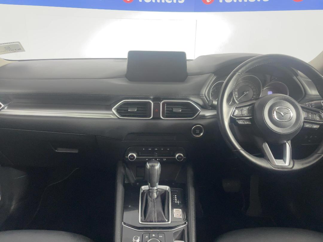 Photo '17' of Mazda CX-5