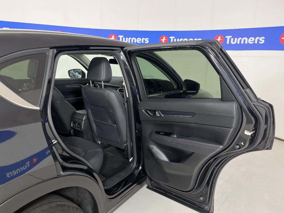 Photo '19' of Mazda CX-5 Photo '19' of Mazda CX-5