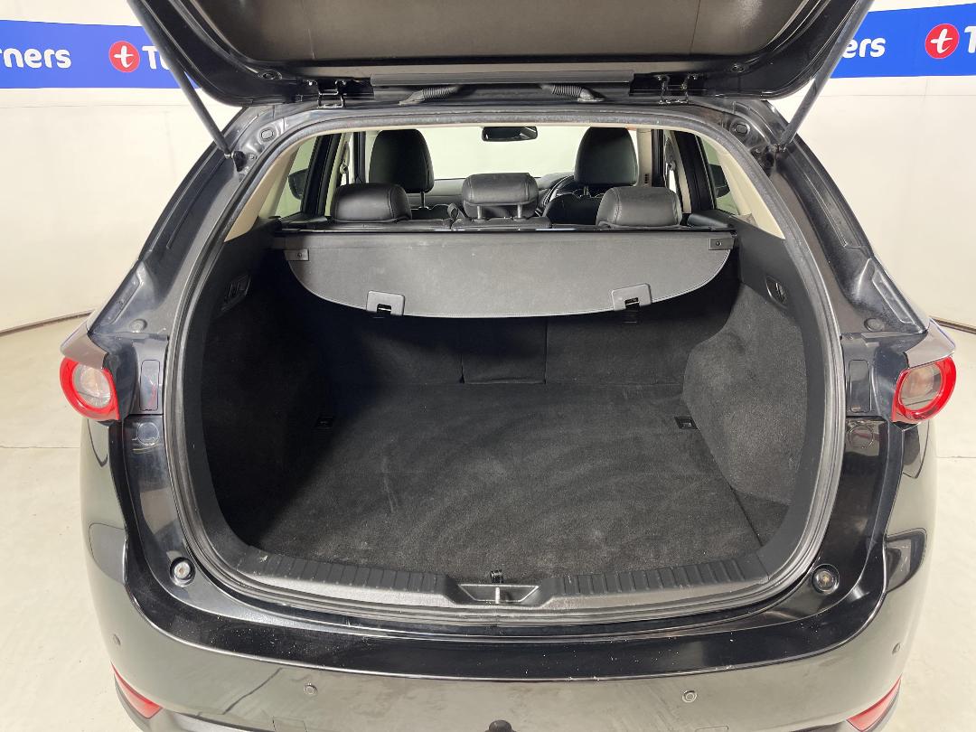 Photo '14' of Mazda CX-5