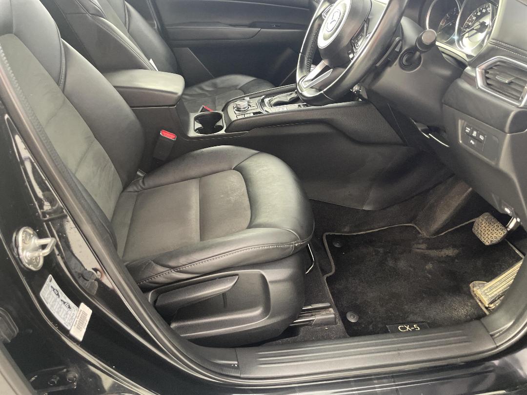 Photo '16' of Mazda CX-5 Photo '16' of Mazda CX-5