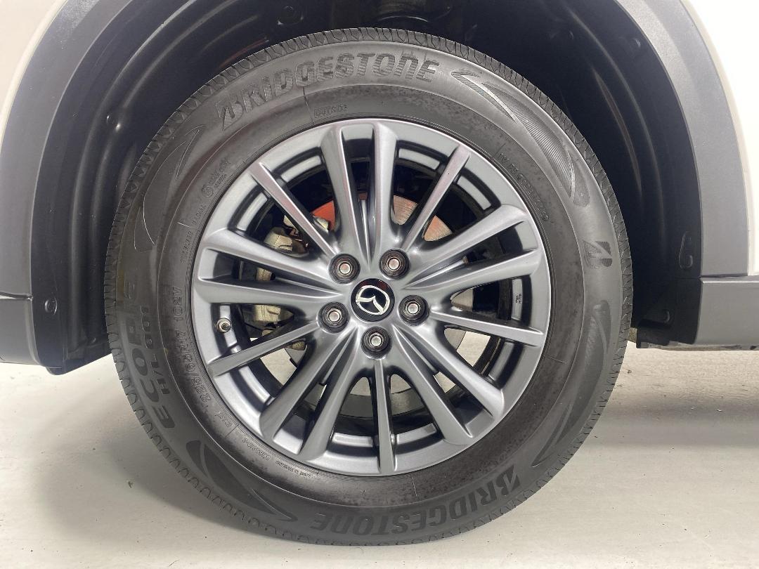 Photo '10' of Mazda CX-5 Photo '10' of Mazda CX-5