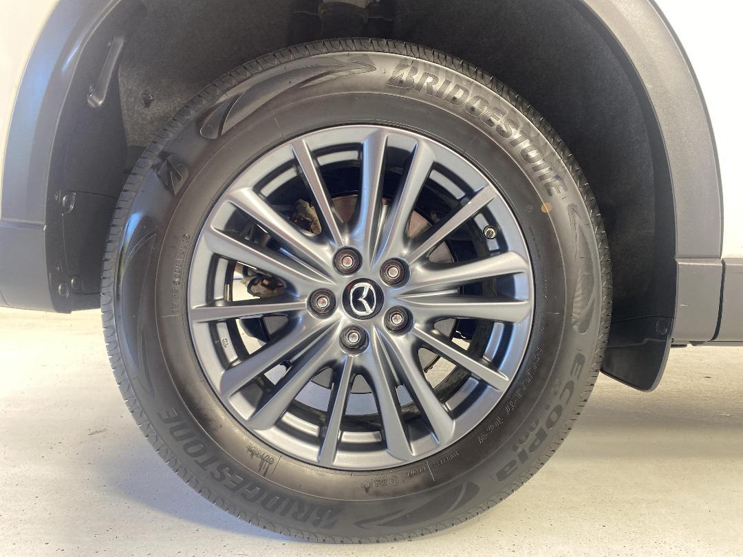 Photo '12' of Mazda CX-5 Photo '12' of Mazda CX-5