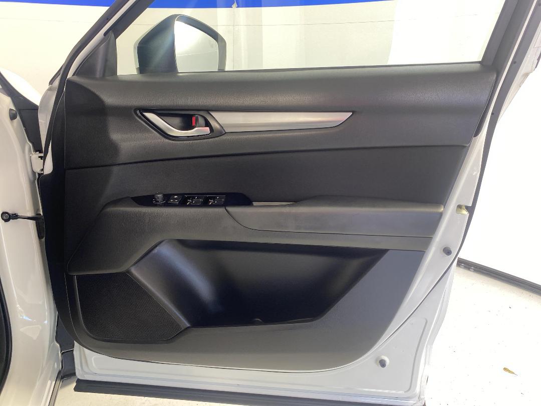 Photo '15' of Mazda CX-5 Photo '15' of Mazda CX-5