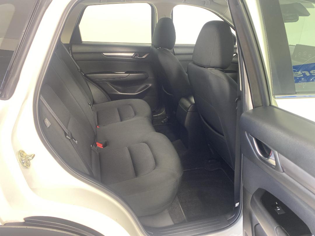 Photo '20' of Mazda CX-5 Photo '20' of Mazda CX-5