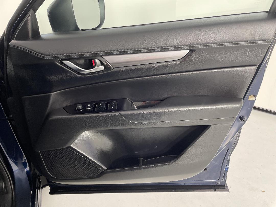 Photo '15' of Mazda CX-5