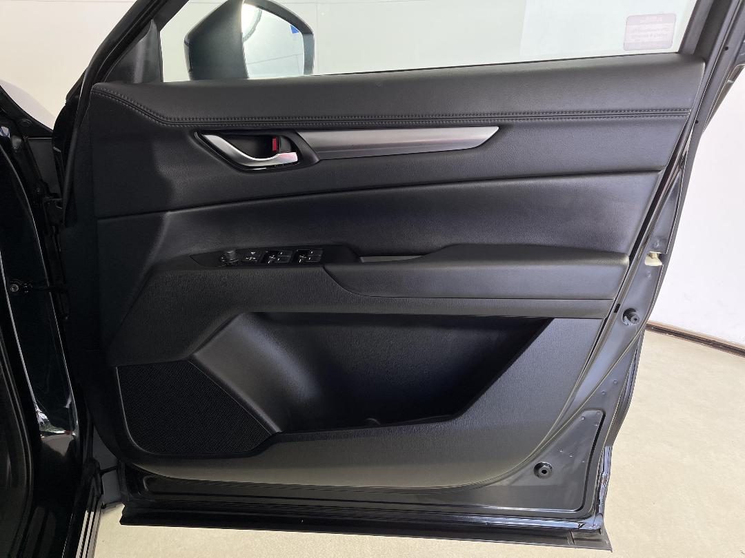 Photo '15' of Mazda CX-5 Photo '15' of Mazda CX-5