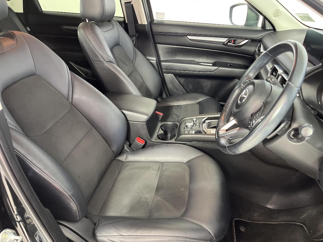 Photo '16' of Mazda CX-5 Photo '16' of Mazda CX-5