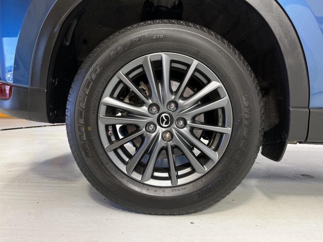 Photo '12' of Mazda CX-5