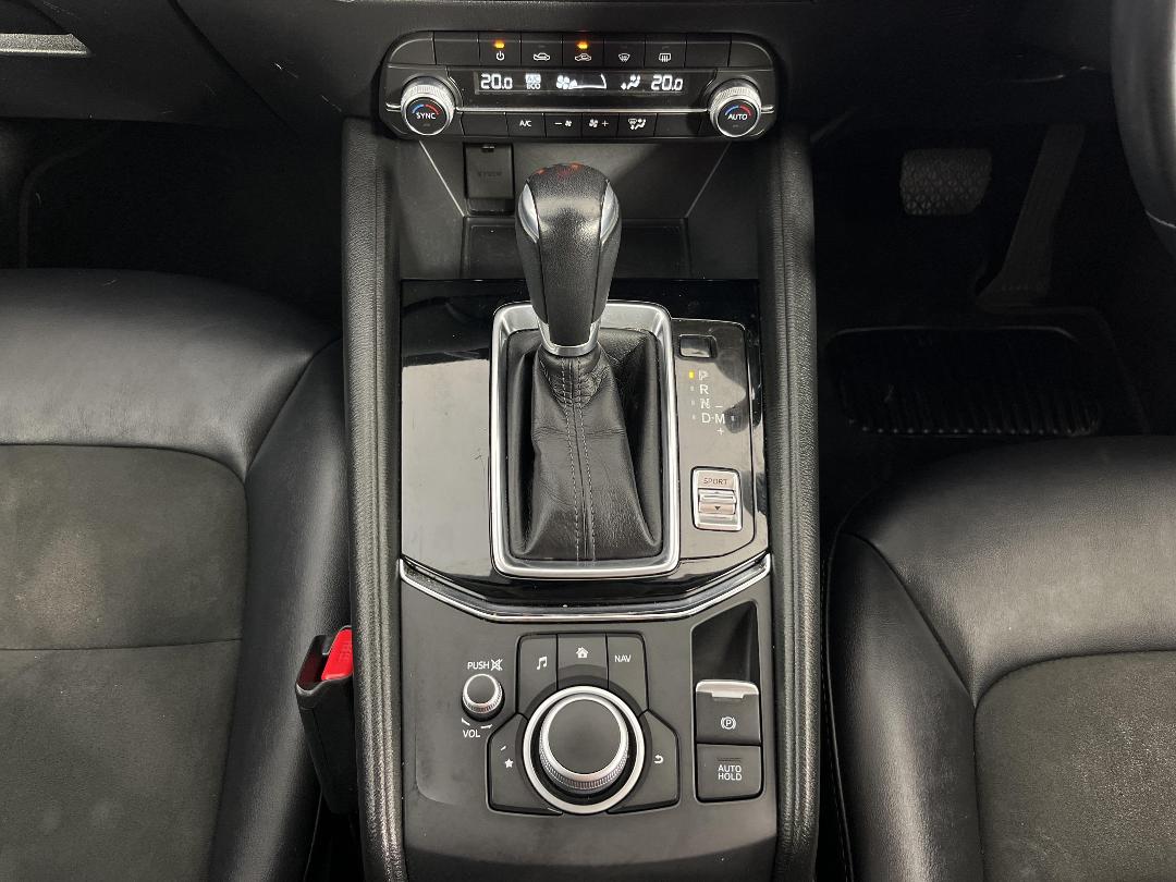 Photo '18' of Mazda CX-5