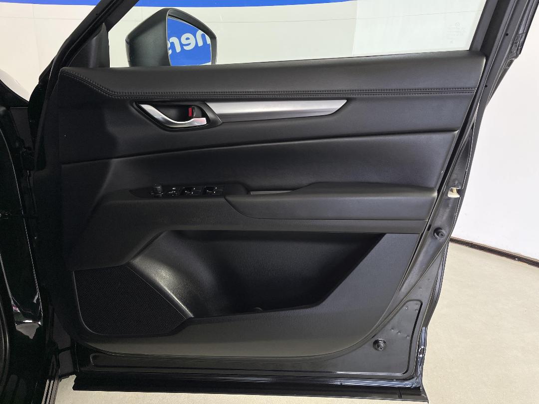 Photo '15' of Mazda CX-5