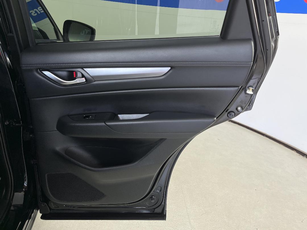 Photo '19' of Mazda CX-5