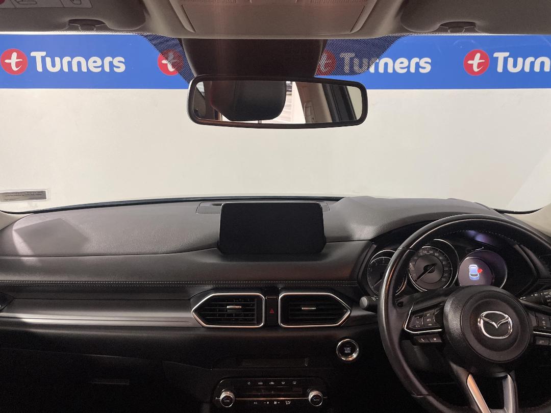 Photo '17' of Mazda CX-5