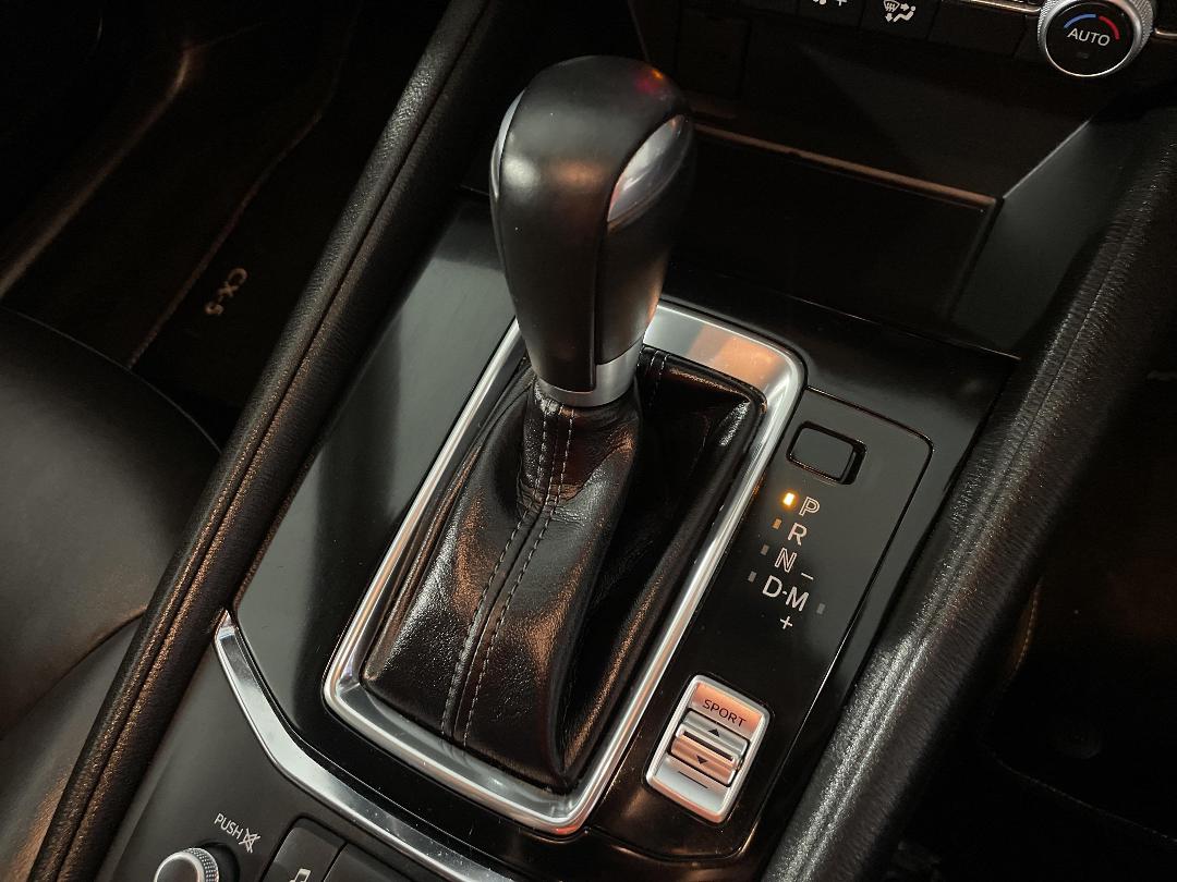 Photo '32' of Mazda CX-5