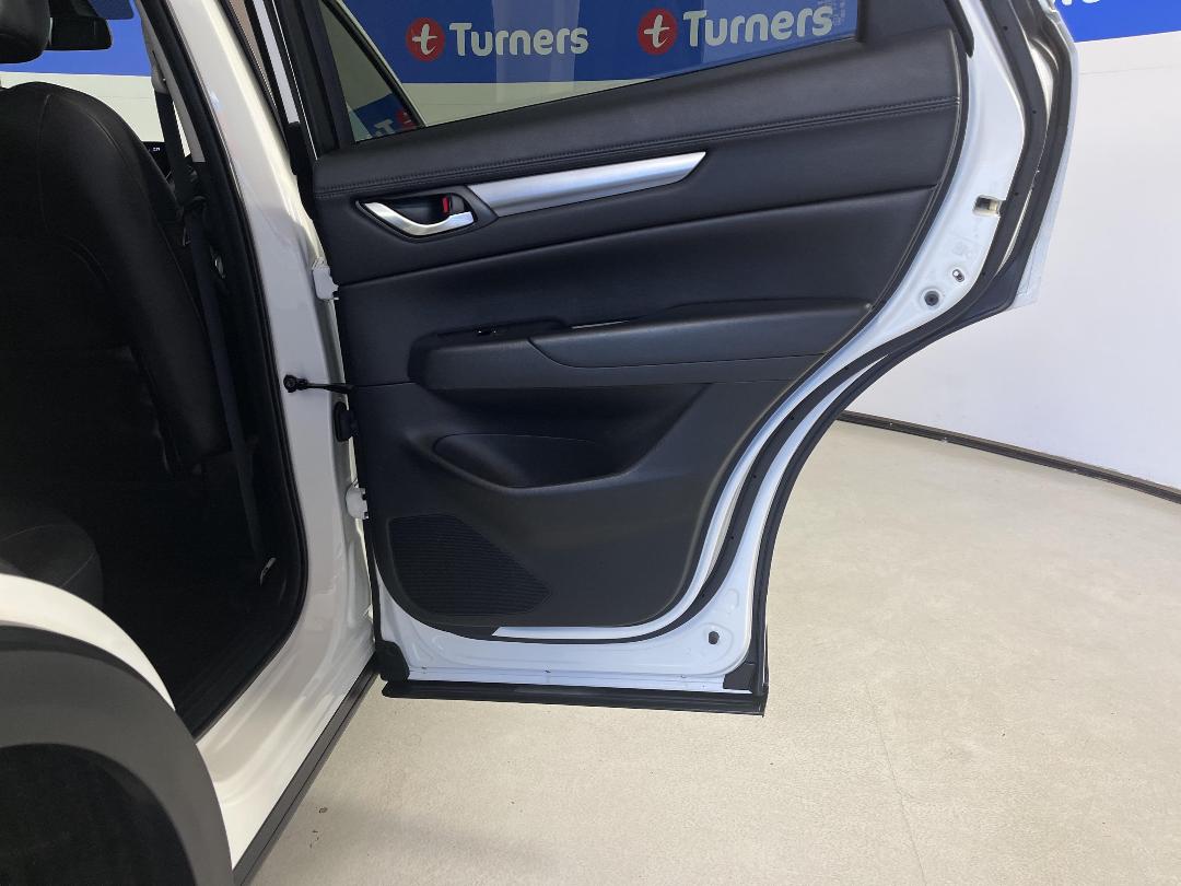 Photo '19' of Mazda CX-5