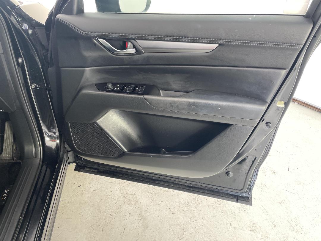 Photo '15' of Mazda CX-5 Photo '15' of Mazda CX-5