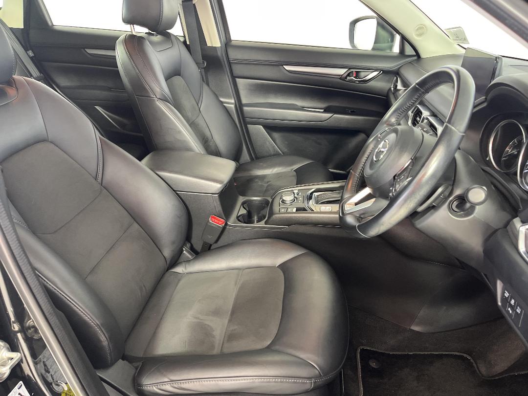 Photo '16' of Mazda CX-5 Photo '16' of Mazda CX-5