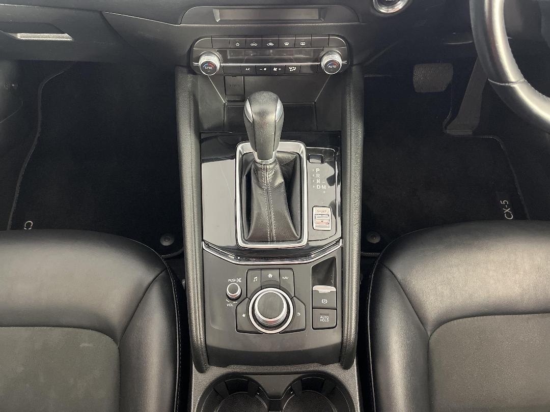 Photo '18' of Mazda CX-5 Photo '18' of Mazda CX-5