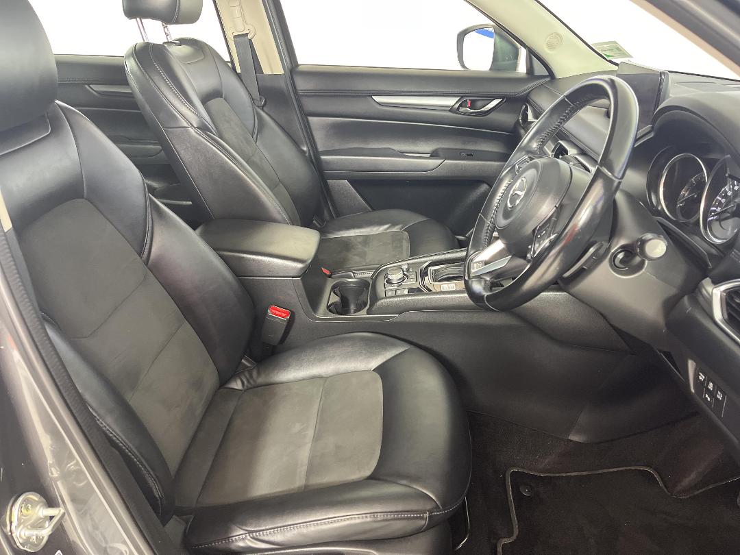 Photo '16' of Mazda CX-5 Photo '16' of Mazda CX-5