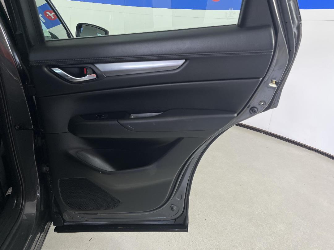 Photo '19' of Mazda CX-5 Photo '19' of Mazda CX-5