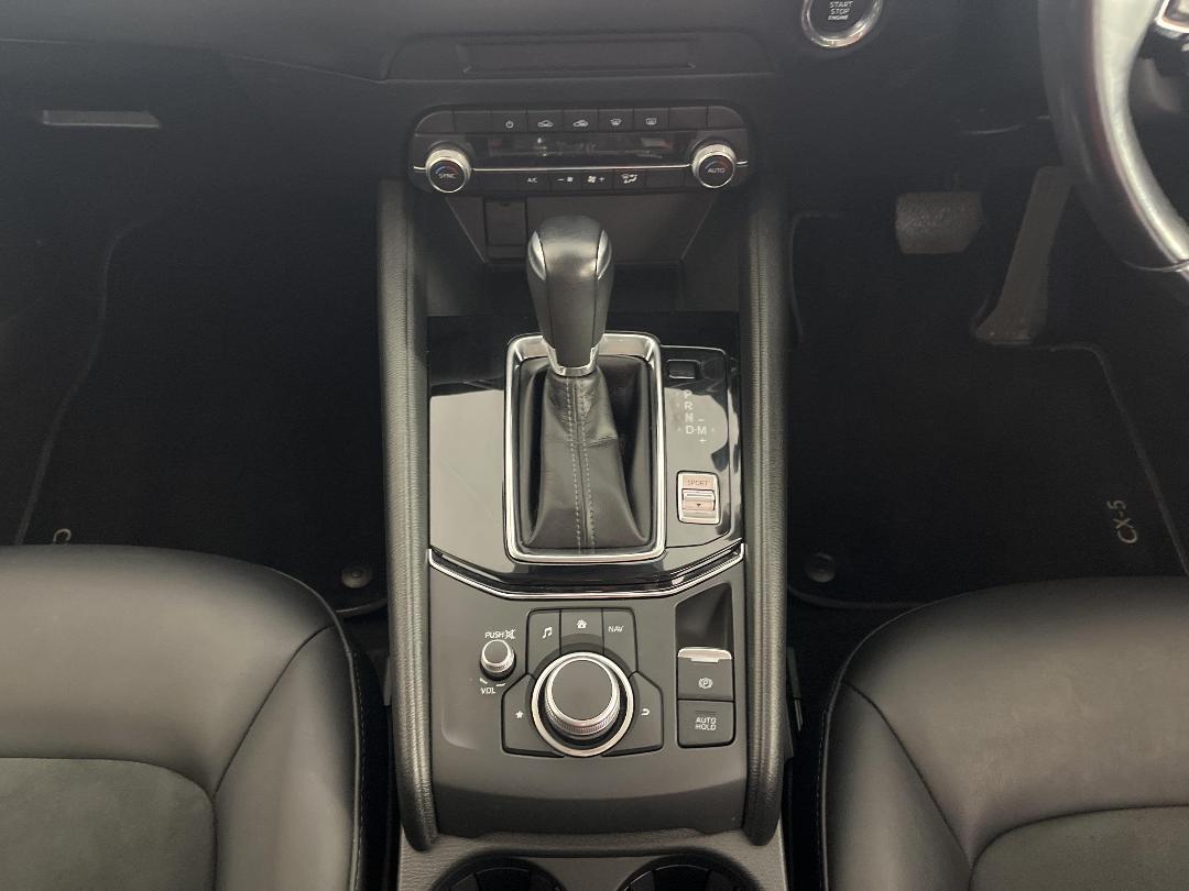 Photo '18' of Mazda CX-5 Photo '18' of Mazda CX-5