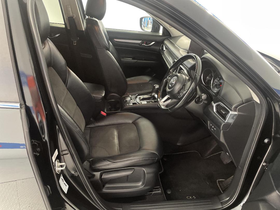 Photo '16' of Mazda CX-5 Photo '16' of Mazda CX-5