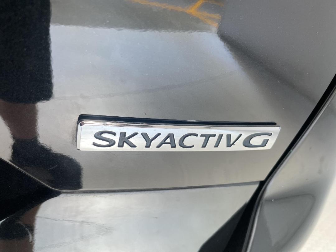 Photo '37' of Mazda CX-5 Photo '37' of Mazda CX-5