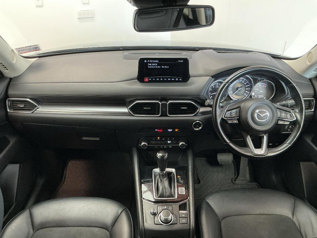 Photo '17' of Mazda CX-5